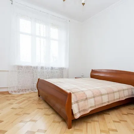 Свободы 5 Apartament *
